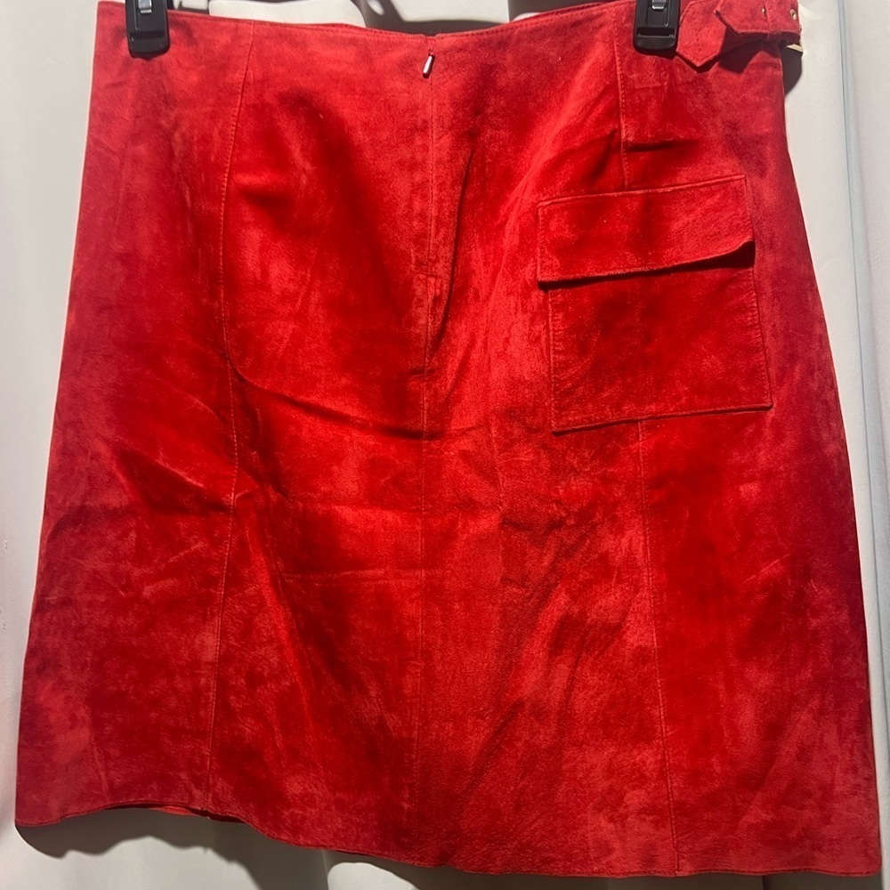 Worth Red Suede Mini Skirt Size 14 | Pocket Detail | Fall Winter - Picture 3 of 6